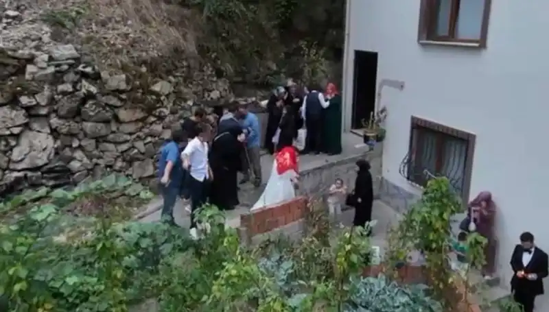 Kanlı Düğün Velisi: Kurşunlar Sebebiyle Kaçış Anı Ve İhmalin Bedeli