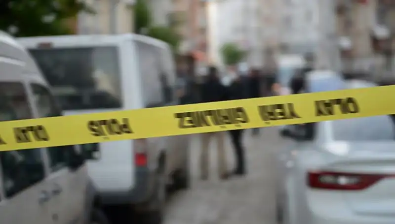 Adana'da Kanlı Pusu: Aracına Binerken Hayatını Kaybeden Genç Adam