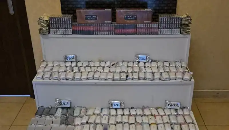 Gümrük Kaçağı Sigara Operasyonunda Büyük Başarı: Yüzbinlerce Paket Ele Geçirildi!