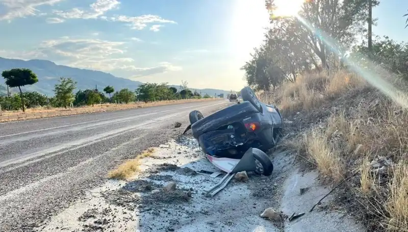 Adıyaman'da Takla Attı: Otomobil Kazasında Hayatını Kaybedenler Var mı?