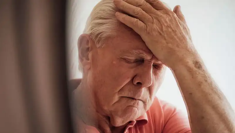 Yaşlılığa Bağlı Unutkanlık ve Alzheimer: Uzmanlardan Açıklayıcı Farklar
