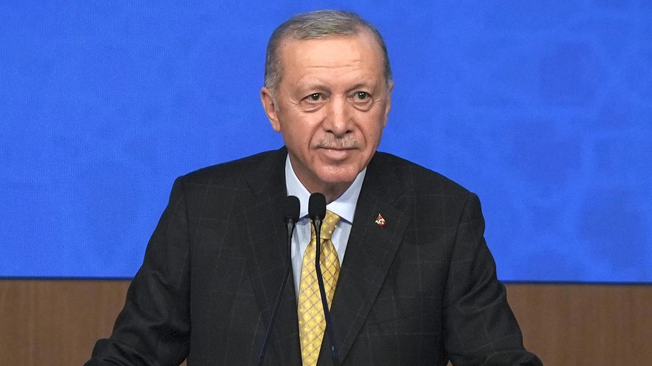 Cumhurbaşkanı Erdoğan'dan Depremzedelere Müjde: Konutlar Yıl Sonuna Kadar Teslim Edilecek!