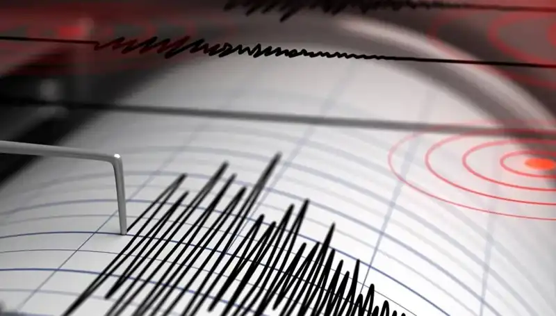 Manisa'da Şok Etkisi Yaratan 4 Büyüklüğünde Deprem Yaşandı!