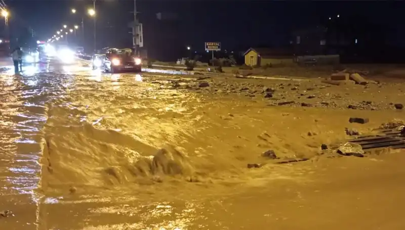 Konya ve Ankara’da Dev Sel Felaketi: Hayat Durma Noktasında