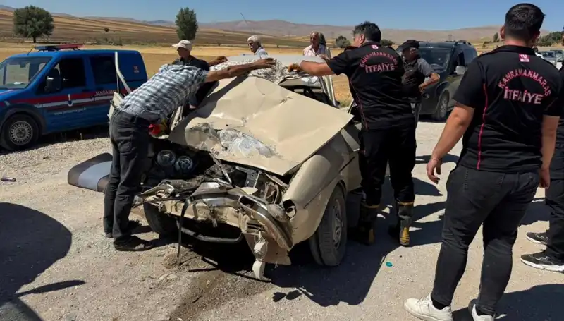 Kahramanmaraş’ta Kamyonet ve Otomobil Çarpıştı: Olayın Detayları Ortaya Çıktı