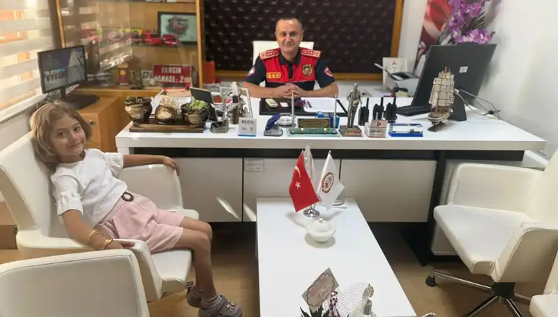 5 Yaşındaki Aslı, Cesaretiyle Köyünü Yangından Kurtardı!