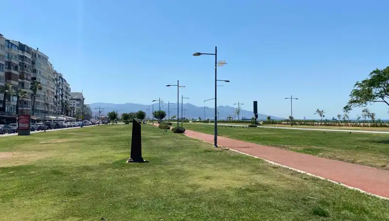 İzmir'de Tarihi Sıcaklık Rekoru: Kordon'da Neler Oldu?