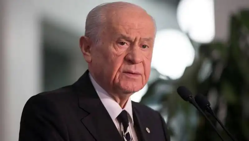 Bahçeli, Kurban Vekaletini Kızılay’a Vererek Yardımseverliğini Gösterdi