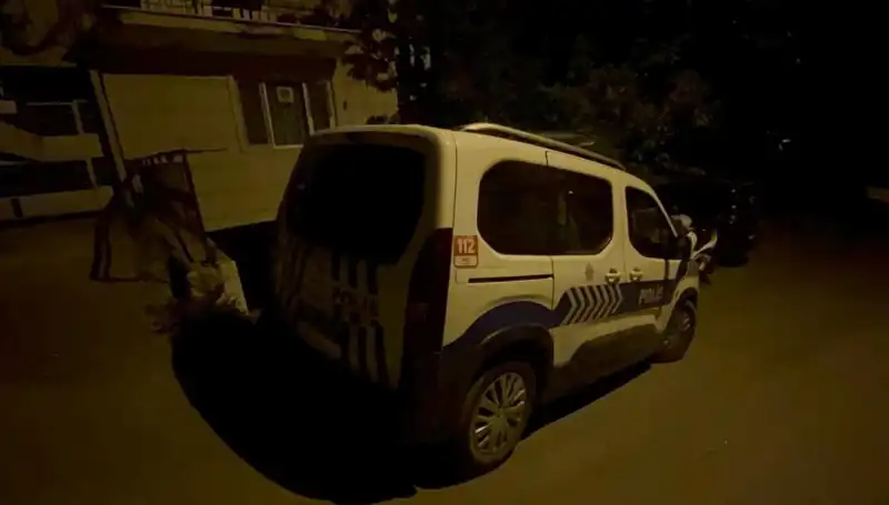 Bursa'da Amca Dehşeti: Yeğenini Erkek Arkadaşıyla Yakaladıktan Sonra Bıçakladı!