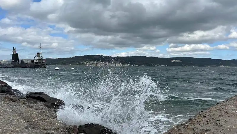 Beykoz Sahilleri Artık Yüzmek için Uygun Değil: Nedenleri ve Etkileri Neler?